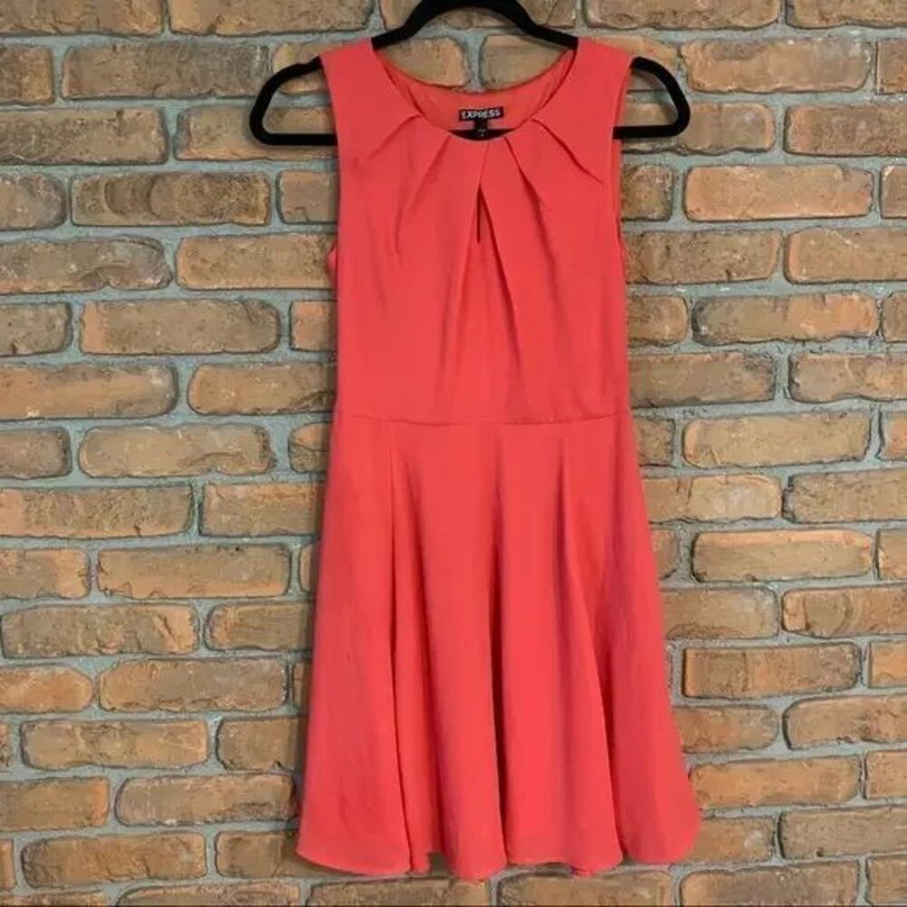 Express Dress Womens 2 Coral Pink Fit & Flare Sleeveless Pleated‎ Neckline Work
